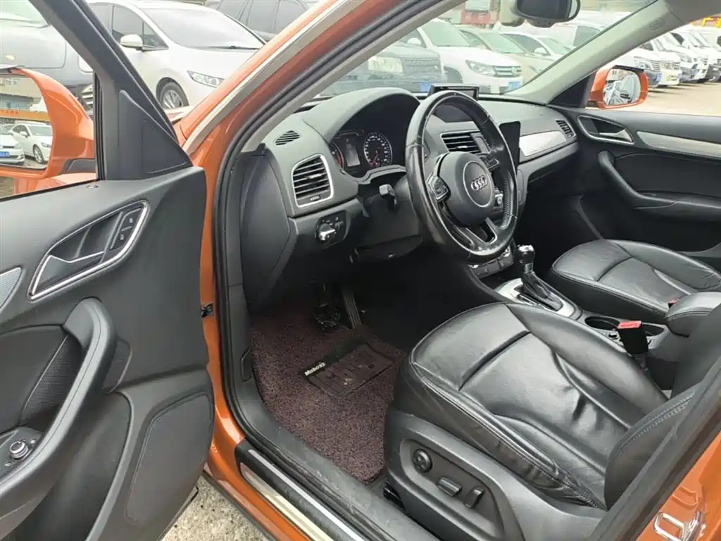 Audi Q3 2015 35 TFSI quattro Technology фото 16