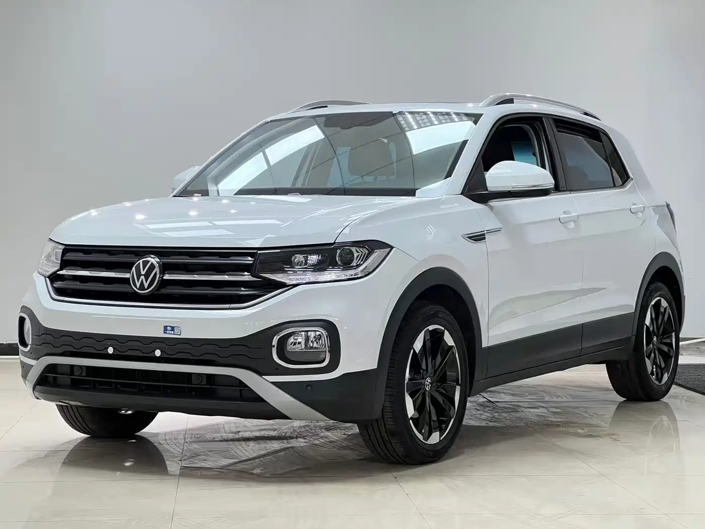 VOLKSWAGEN EXPLORING THE SHADOW