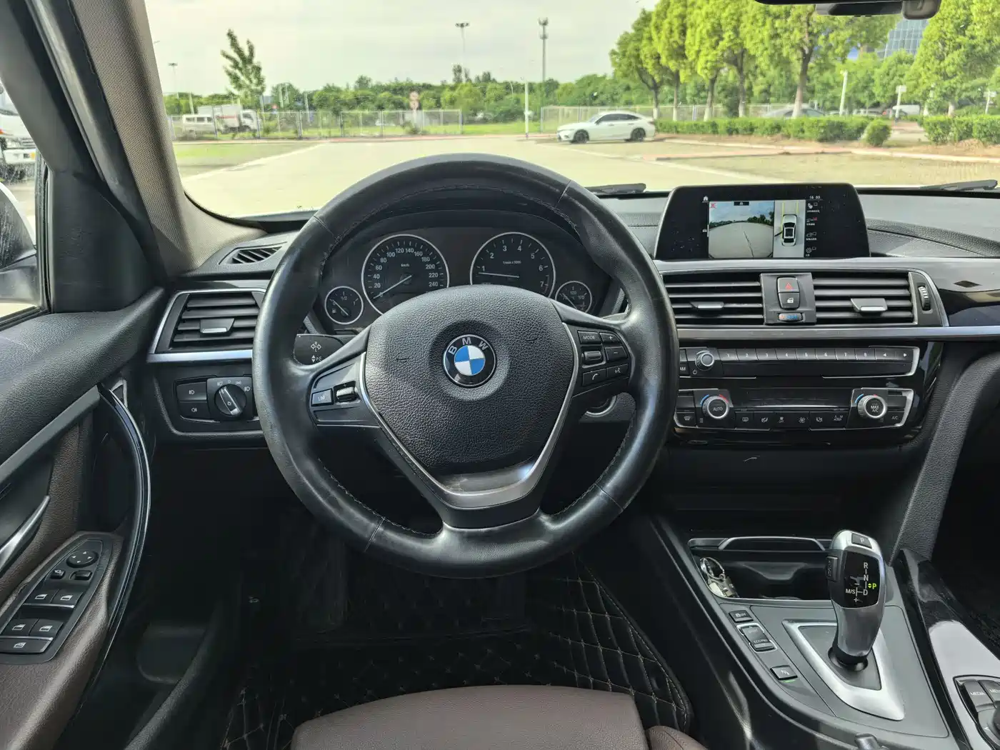 BMW 3 Series 2018 320Li Fashion Style фото 8