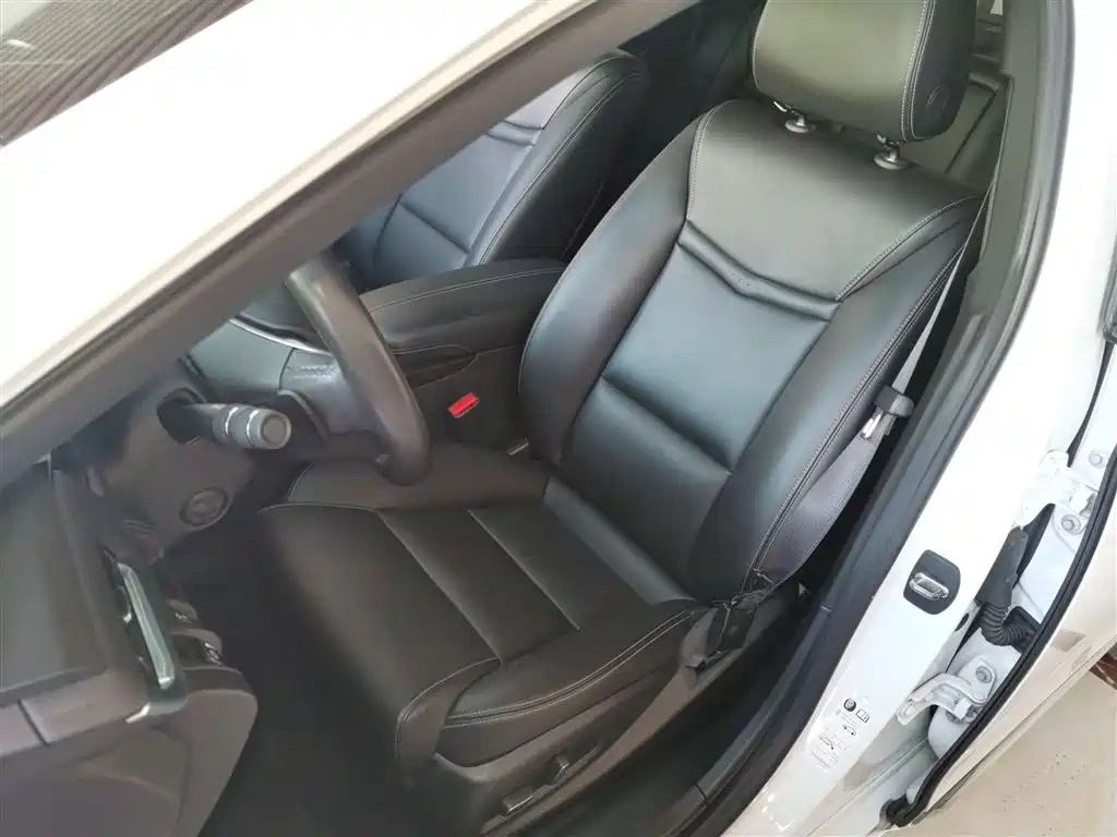 Cadillac XTS 2018 28T Technology фото 11