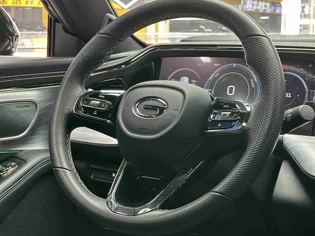 GAC Trumpchi Trumpchi GS8 2022 Hybrid Series 2.0TM 4WD Premium Edition (7-Seater) фото 8