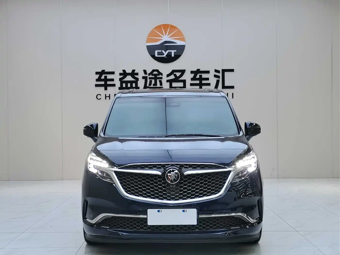 Buick GL8 2022 Avenir 4-Seater Prestige Edition фото 2