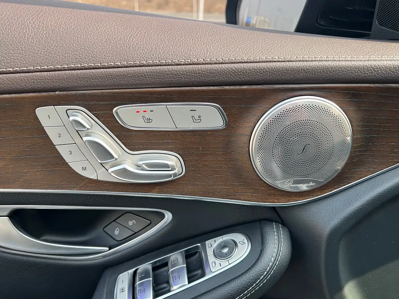 Mercedes-Benz GLC 2022 GLC 300 L 4MATIC Dynamic Collector's Edition фото 6