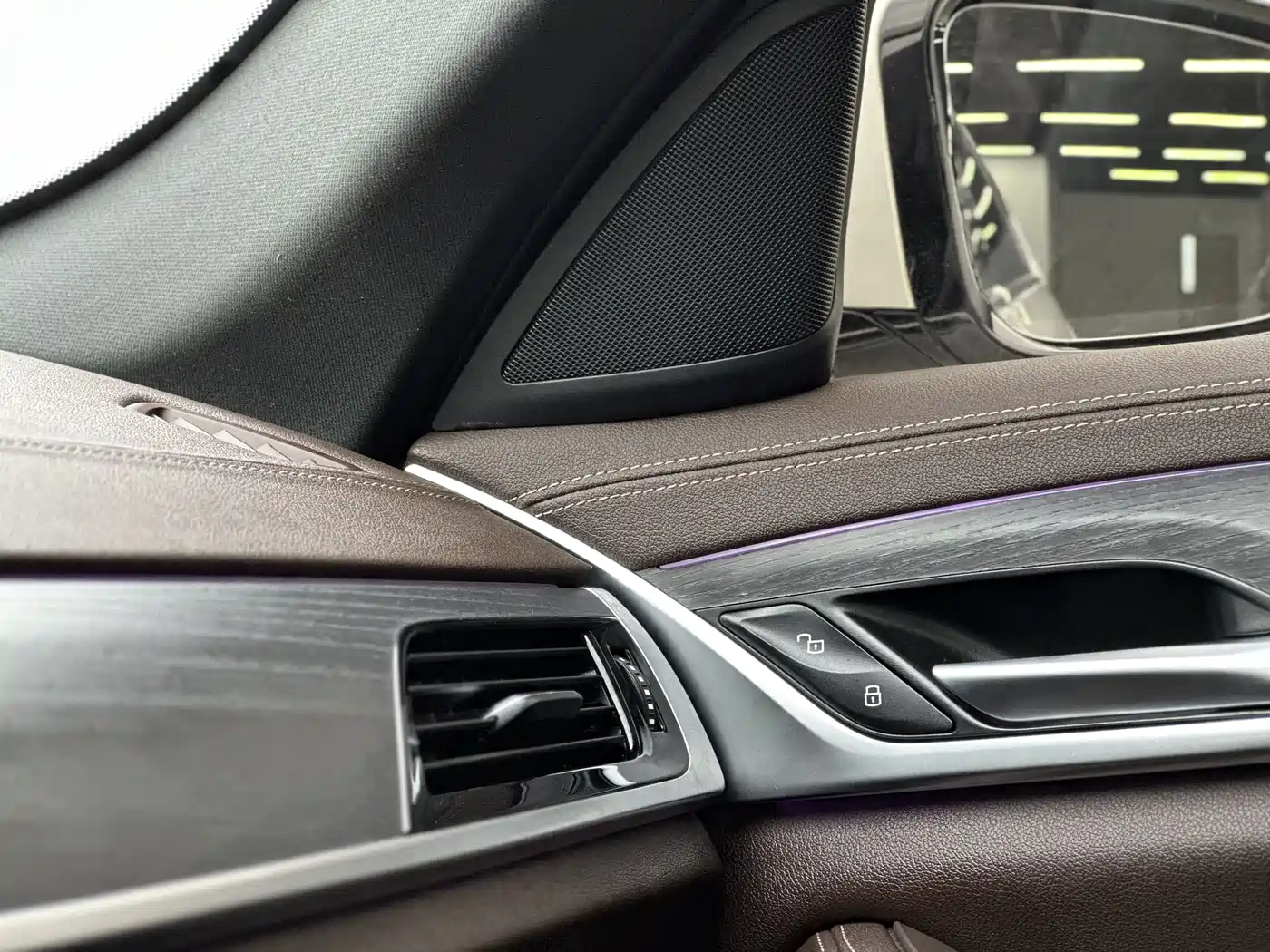 BMW 5 Series 2021 530Li Leading M Sport Package фото 6