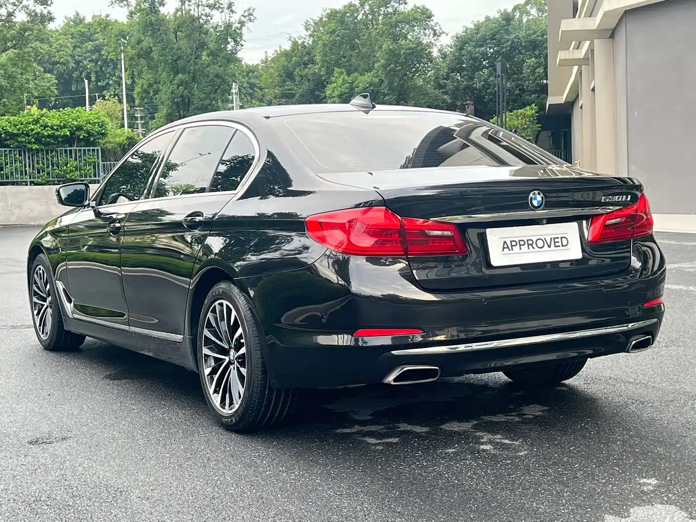 Фото 6 - BMW 5 Series
