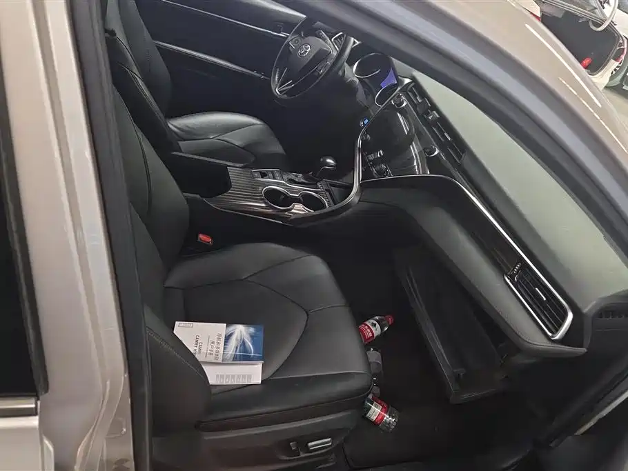 Toyota Camry 2019 Facelift 2.5G Luxury Edition фото 8