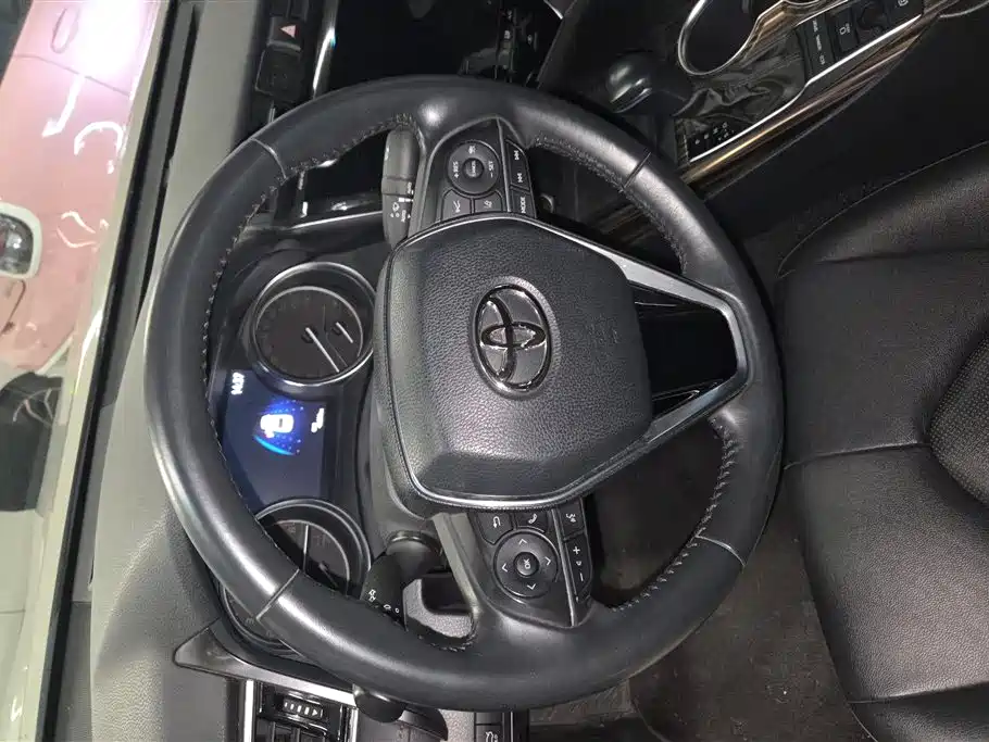 Toyota Camry 2019 Facelift 2.5G Luxury Edition фото 15