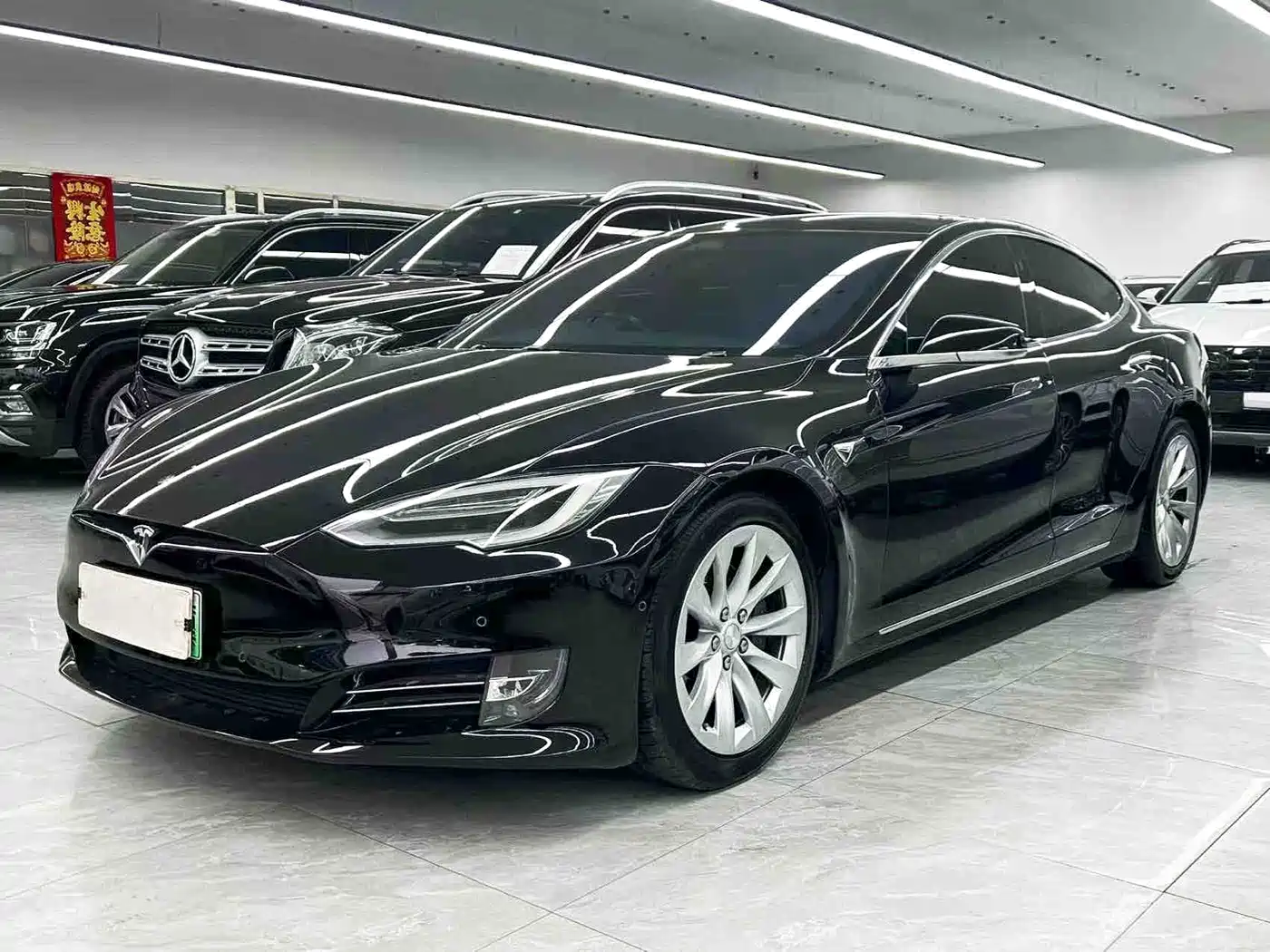 TESLA MODEL S