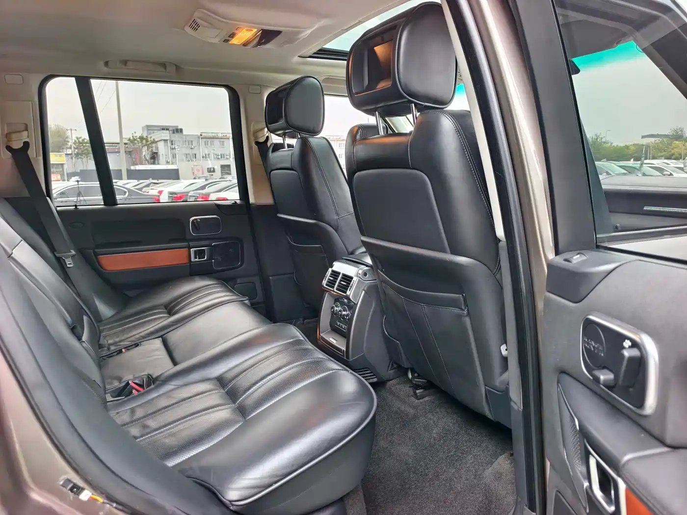 Land Rover Range Rover 2012 5.0 NA V8 фото 18