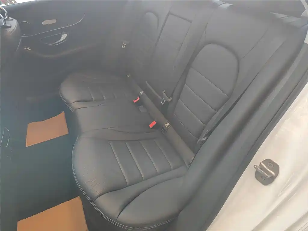 MERCEDES-BENZ CLASS C