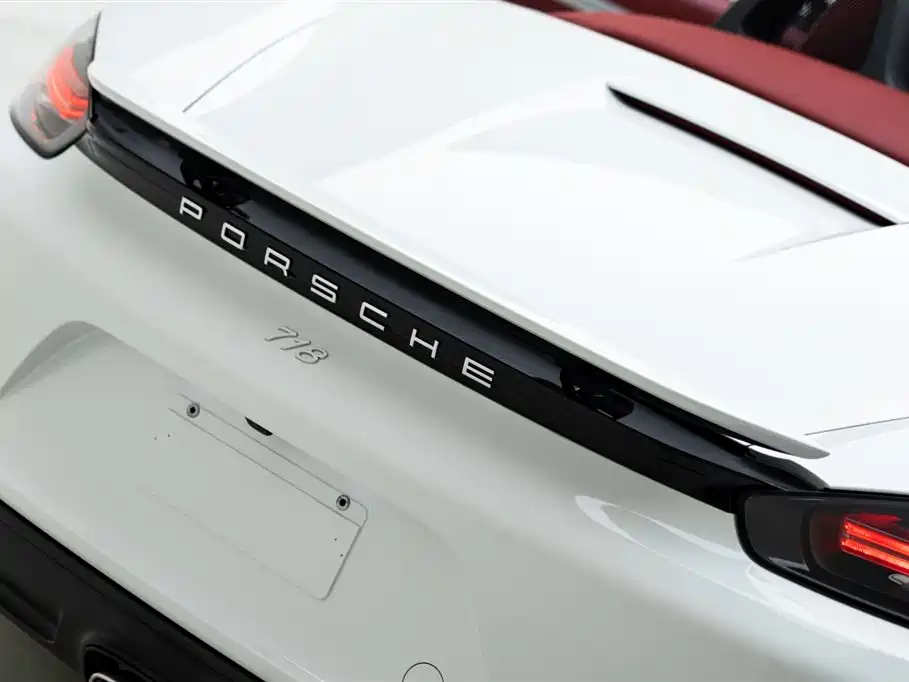 Porsche 718 2017 2016 Boxster 2.0T