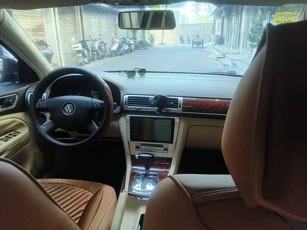 Volkswagen Passat Lingyu 2009 2009 1.8T Automatic Luxury