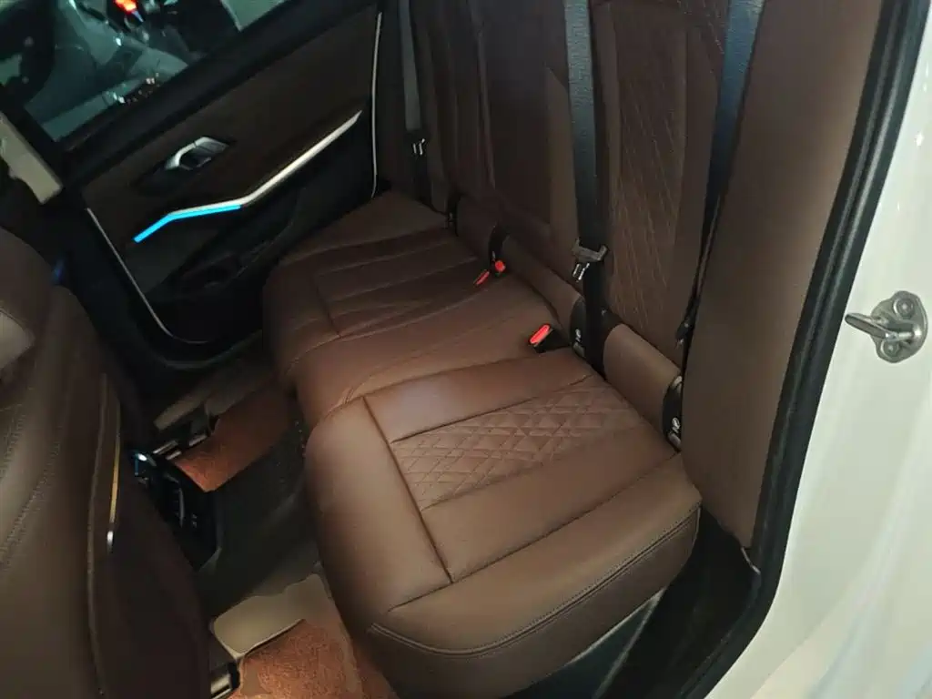 BMW i3 2022 eDrive 35 L фото 17