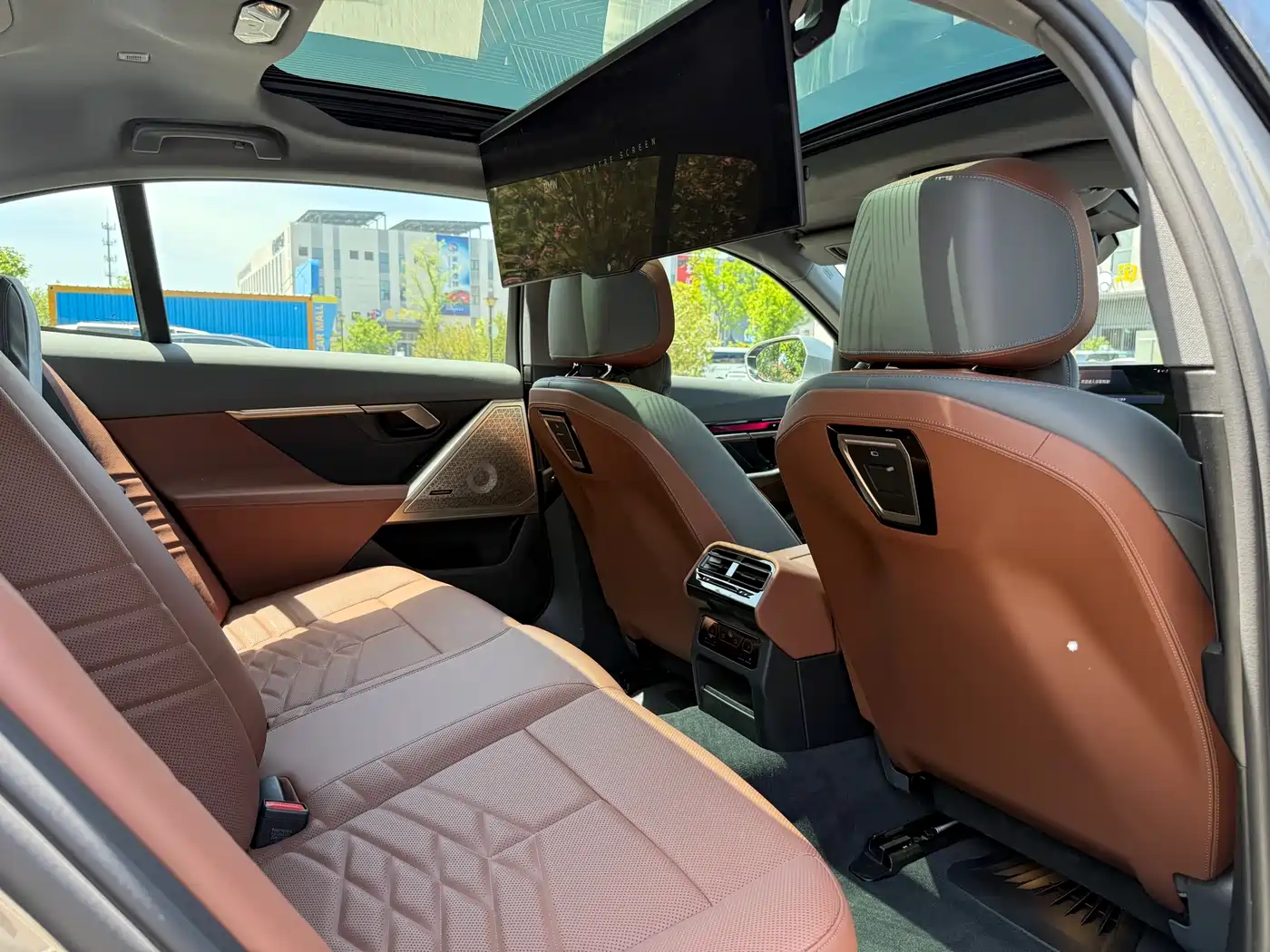 BMW i5 2024 eDrive 35L Premium Luxury Package фото 11