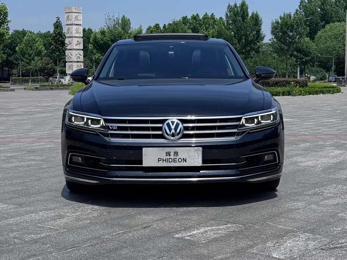 Volkswagen Phideon 2016 Model 480 V6 AWD Executive Flagship фото 2