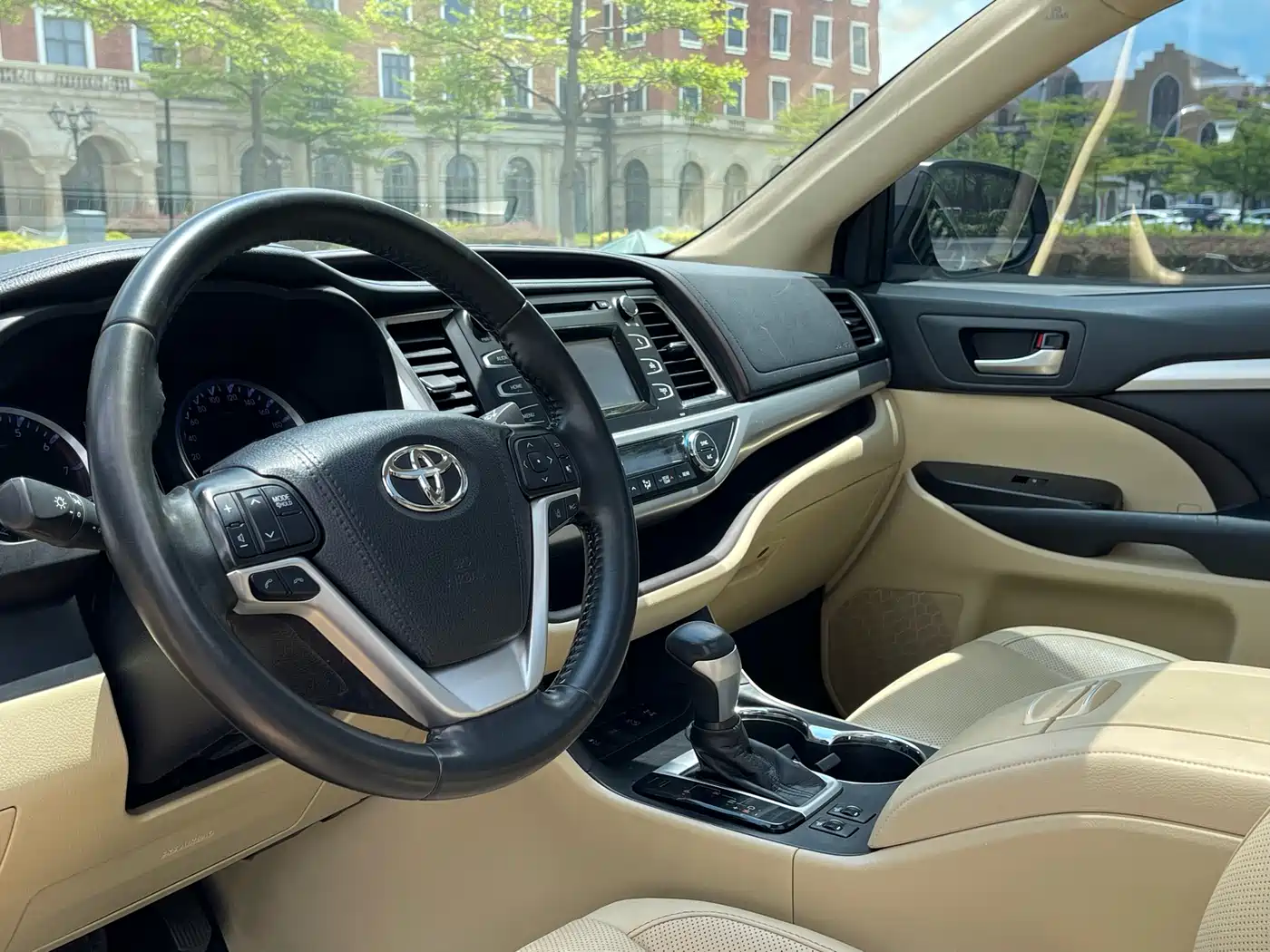 Toyota Highlander 2018 2.0T 4WD Luxury 7-seater (China V) фото 12