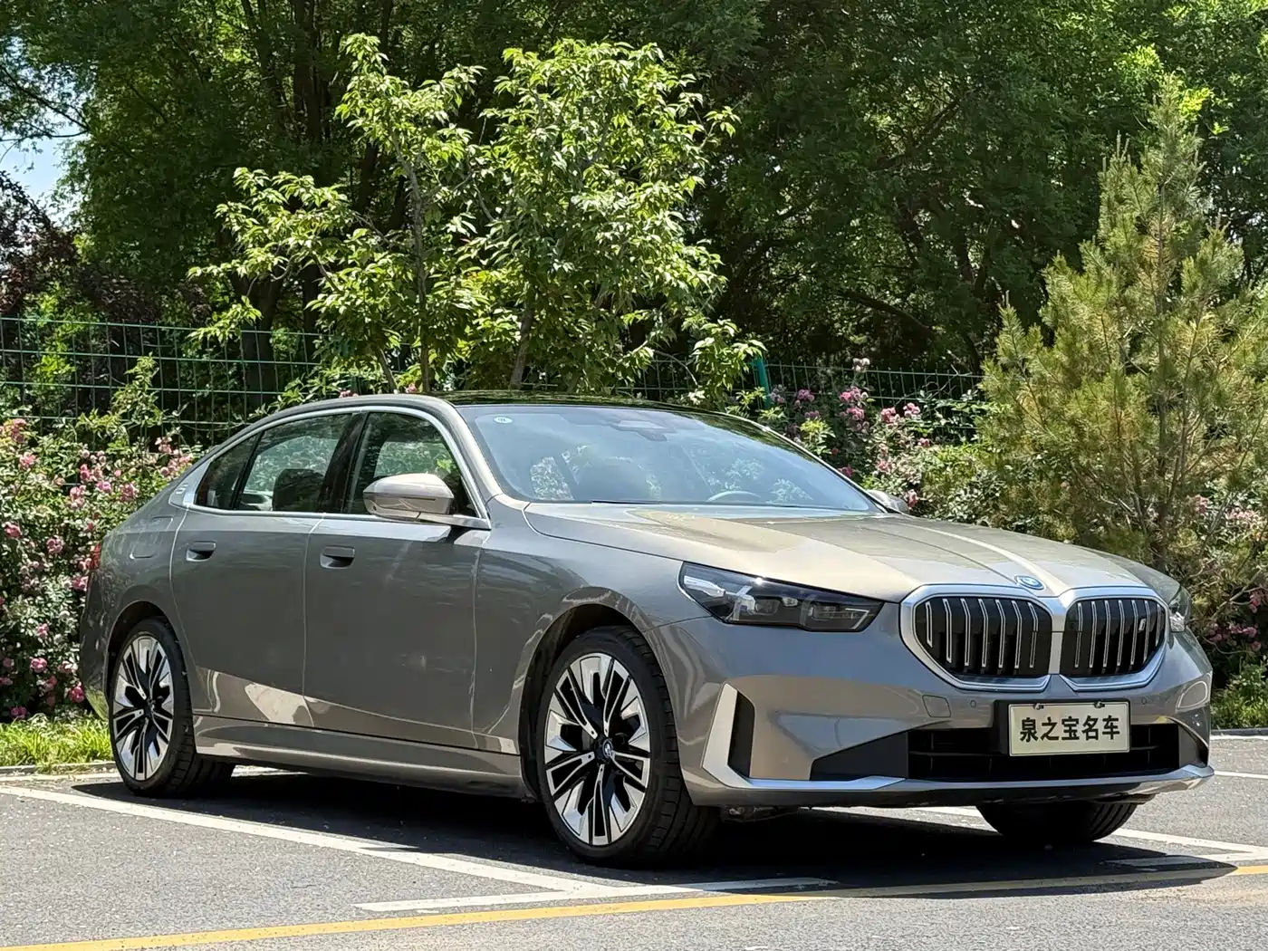 BMW i5 2024 eDrive 35L Premium Luxury Package фото 3