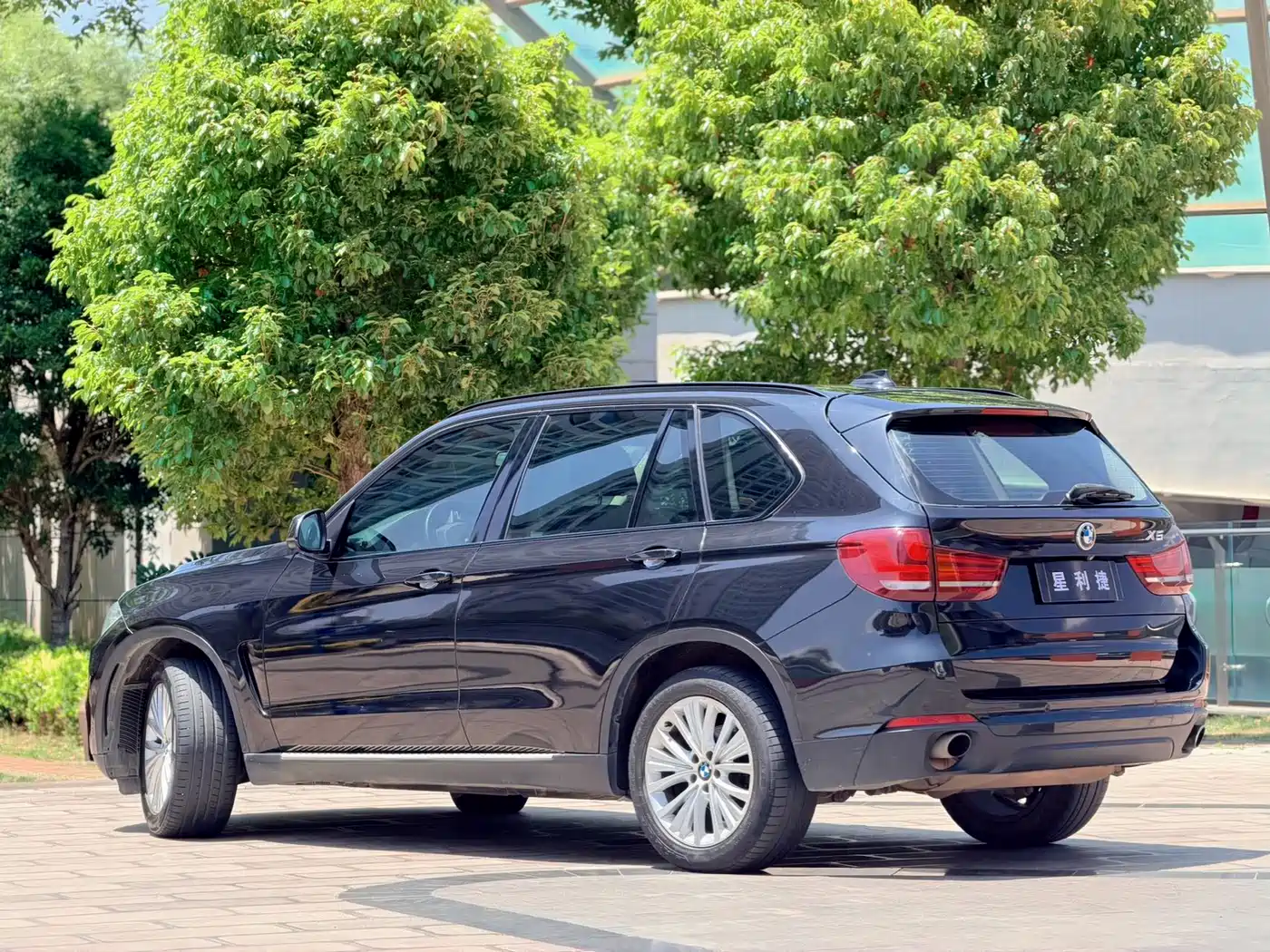 BMW X5 (Import) фото 5