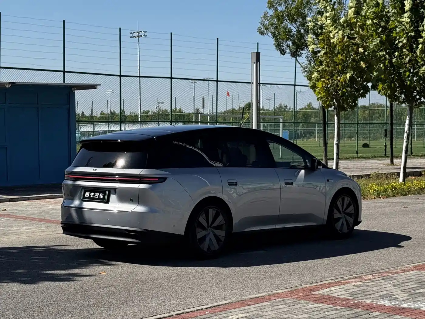 2026 Li Auto Li i8