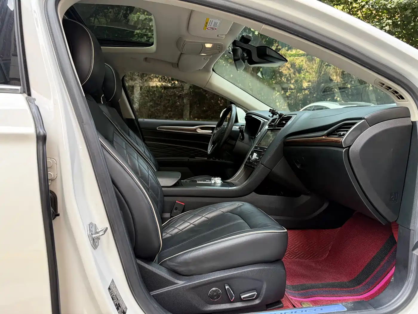 Ford Mondeo 2017 2.0L HEV Smart Premium Flagship фото 10