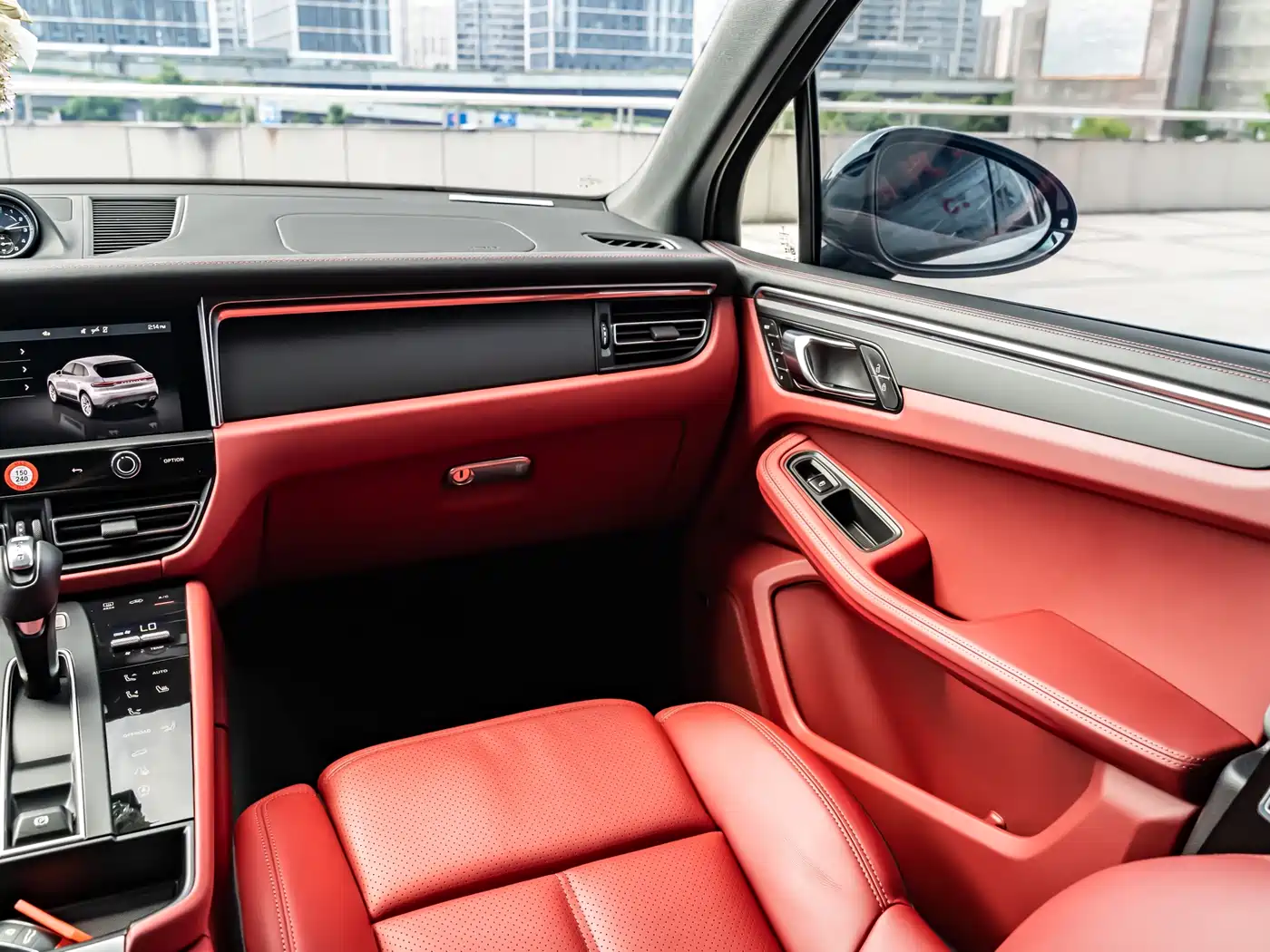 Porsche Macan 2023 Macan 2.0T фото 23