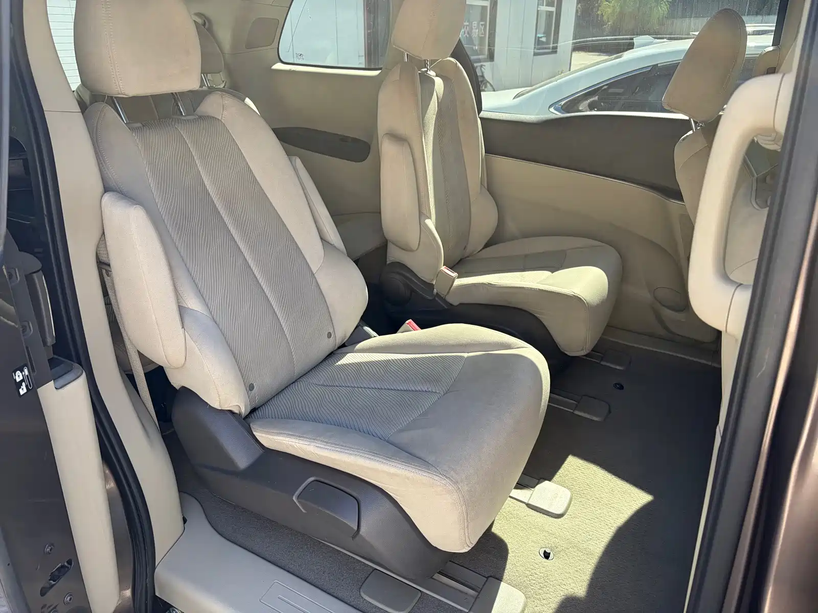 Фото 9 - Buick GL8