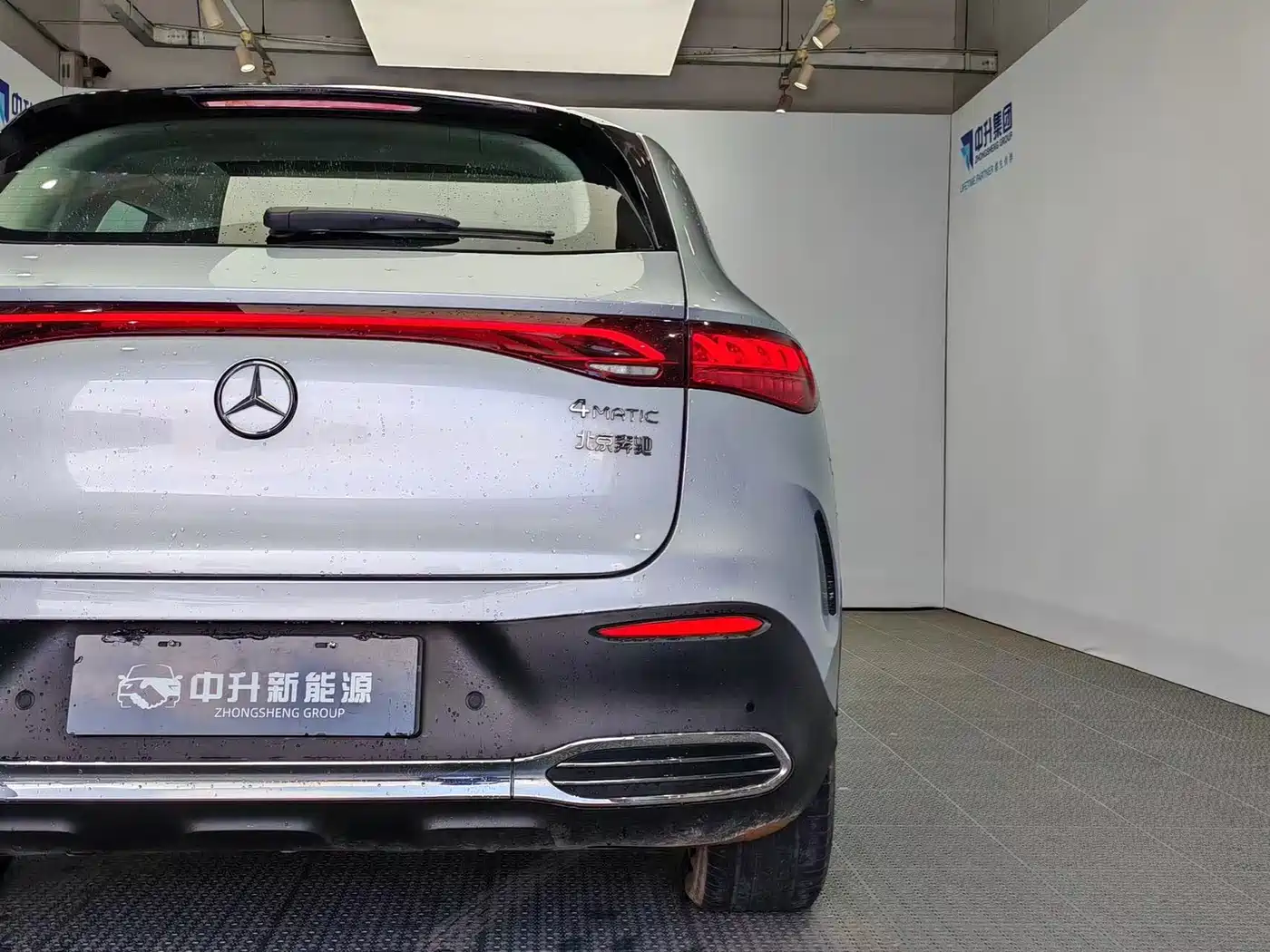 Mercedes-Benz EQE SUV 2023 350 4MATIC Luxury Edition фото 20