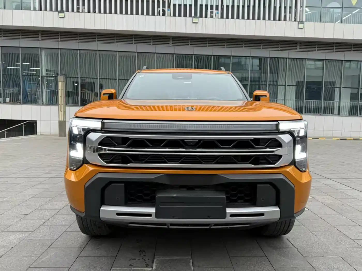 DONGFENG ZHENGZHOU NISSAN Z9