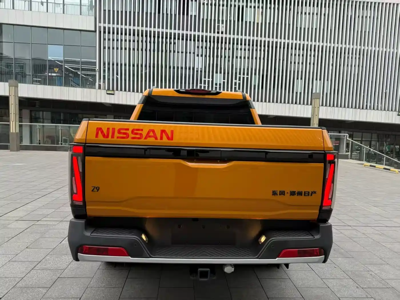 DONGFENG ZHENGZHOU NISSAN Z9