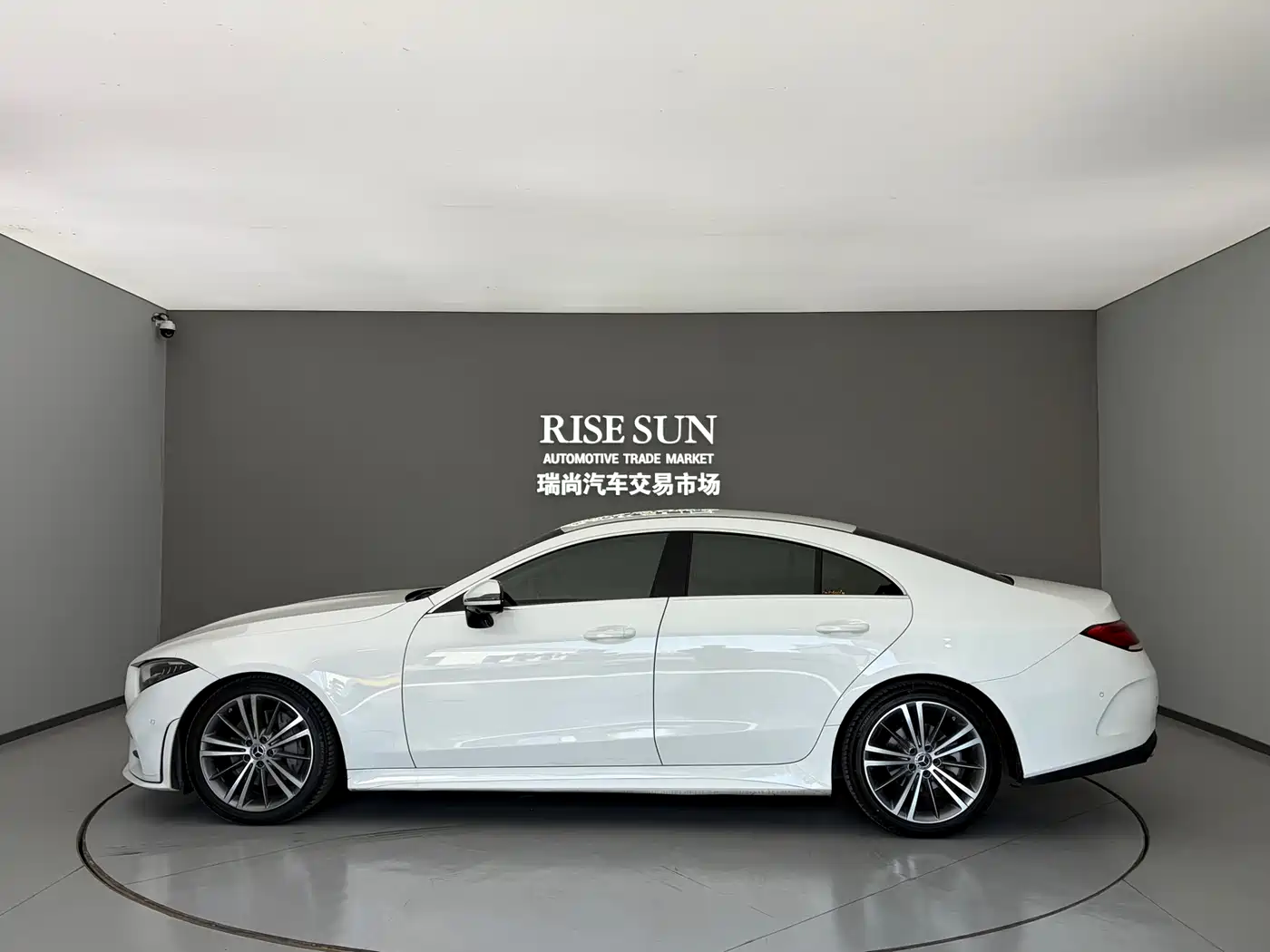 MERCEDES-BENZ CLS