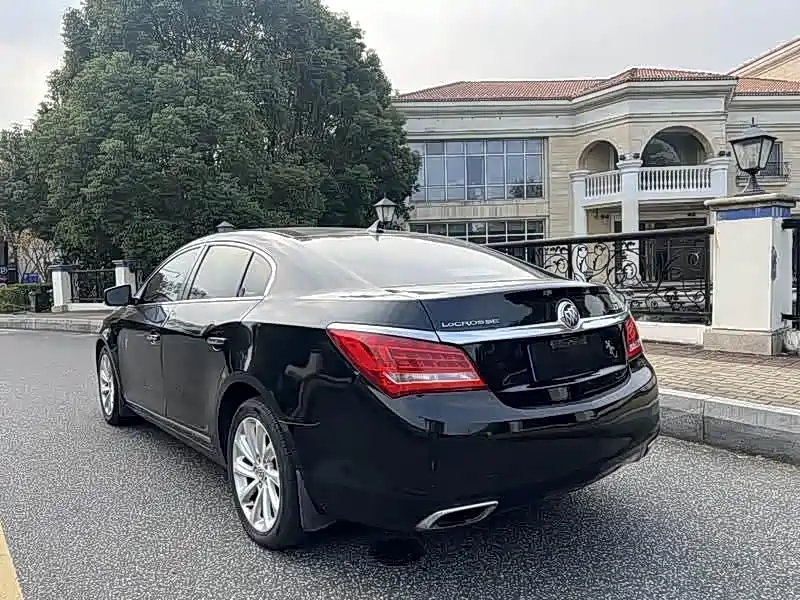 Buick LaCrosse 2013 2.4L SIDI Luxury Comfort фото 5