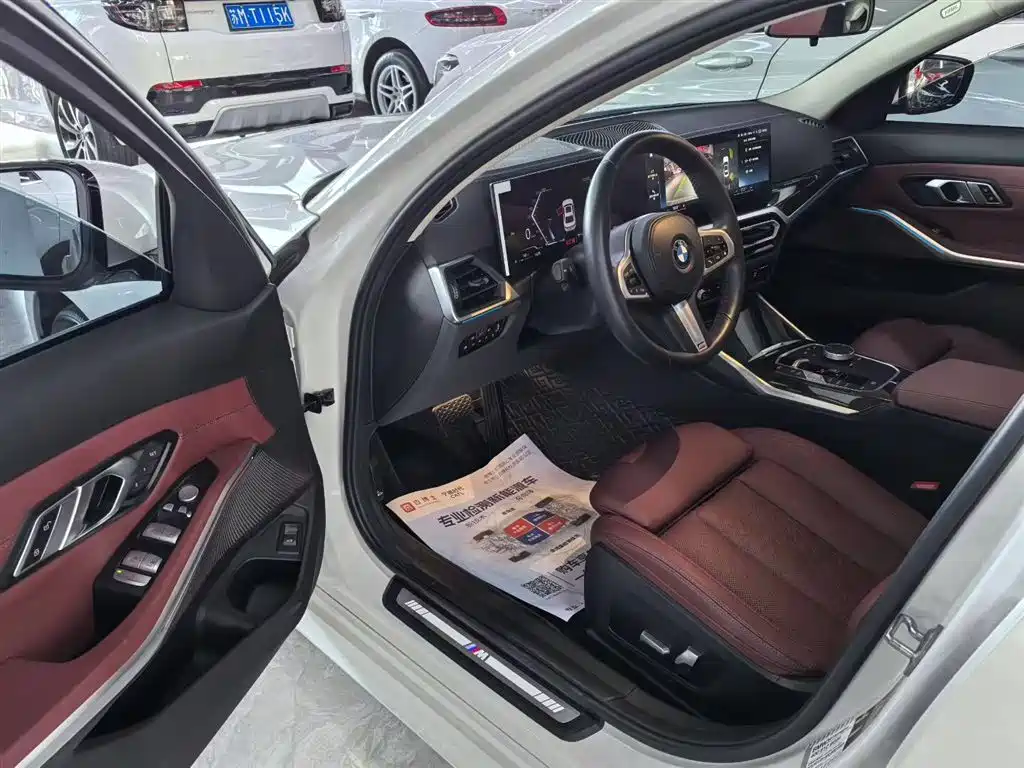 BMW 3 Series 2023 325Li M Sport Package фото 4