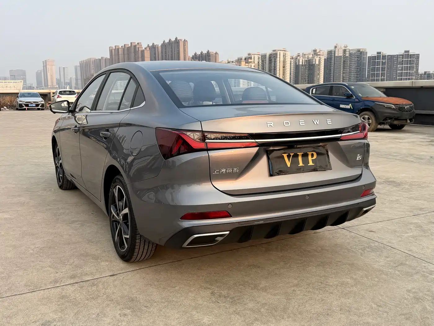 ROEWE I5