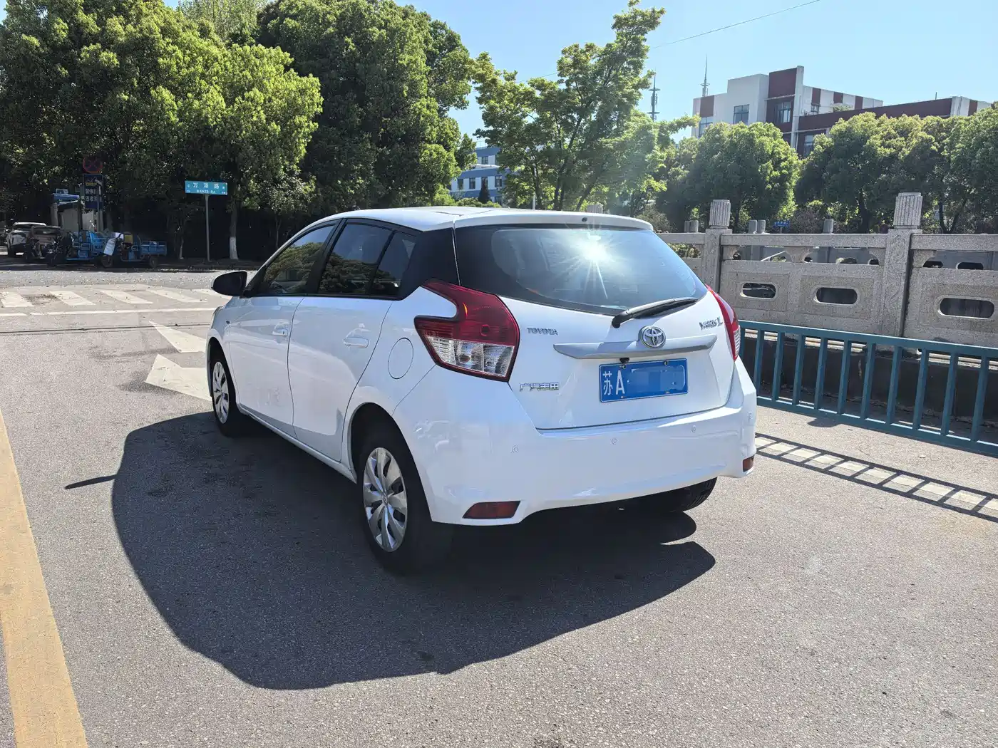 Toyota YARiS L Zhi Xuan 2015 1.5E Auto Charming Edition фото 7