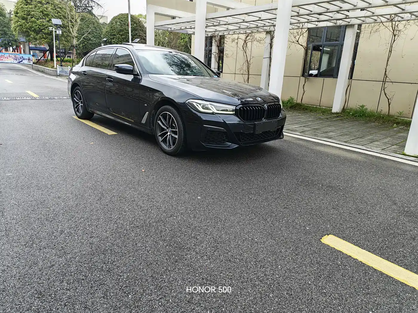 BMW 5 Series 2022 525Li M Sport Package фото 3
