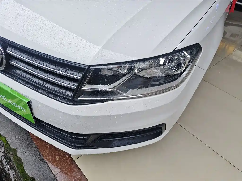 Volkswagen Santana 2016 1.6L Automatic Trend Edition фото 18