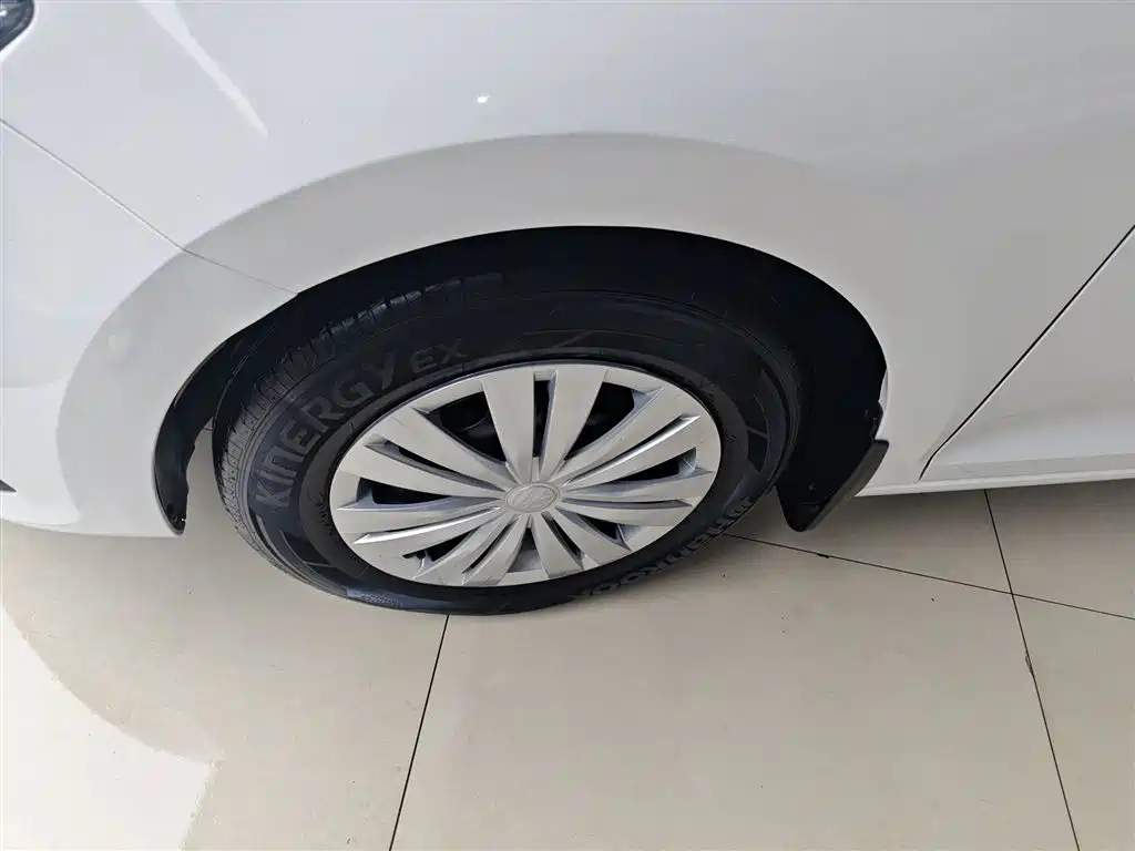 Volkswagen Santana 2016 1.6L Automatic Trend Edition фото 25