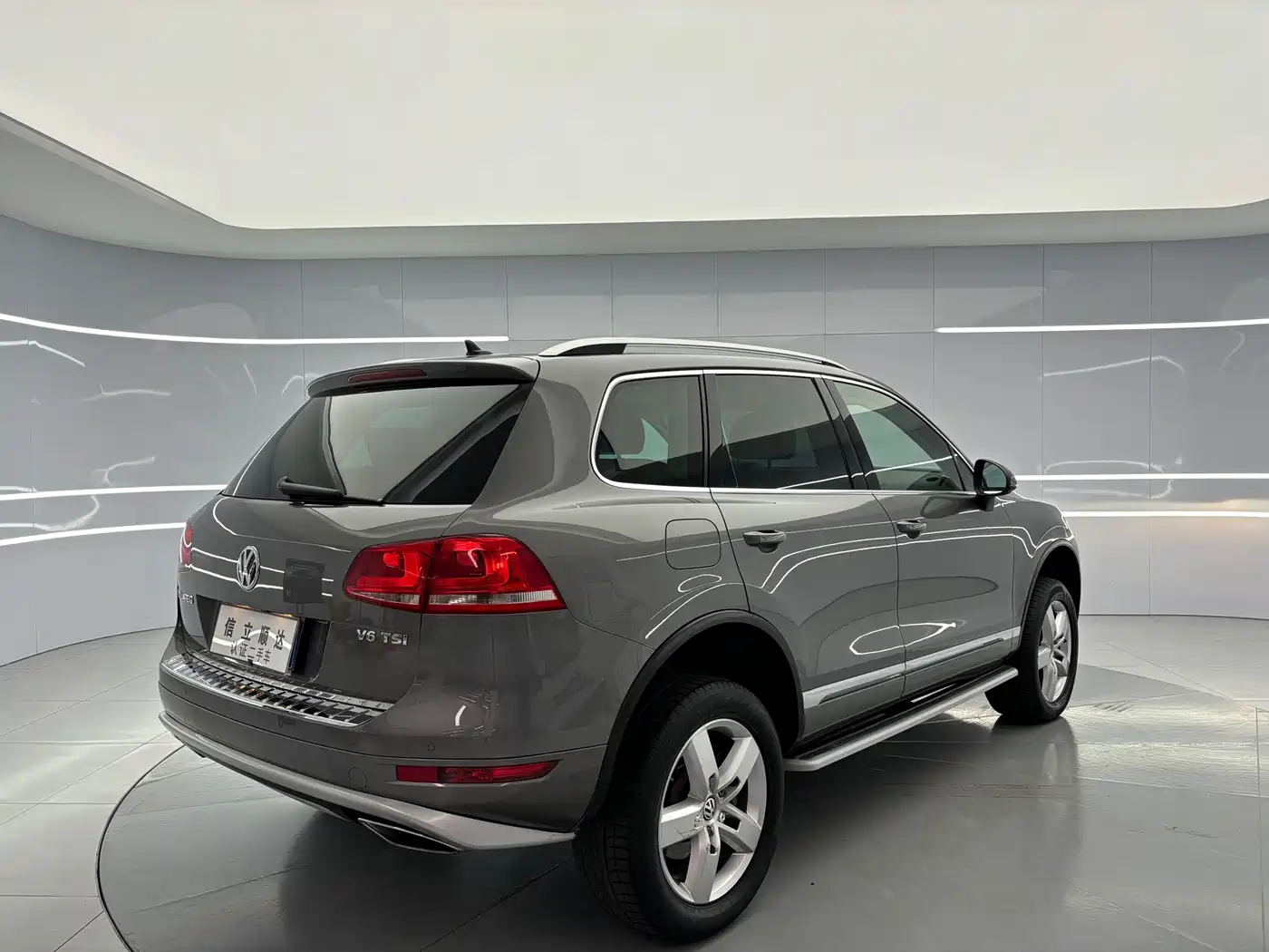 Volkswagen Touareg 2013 3.0TSI Limited Luxury Edition фото 5