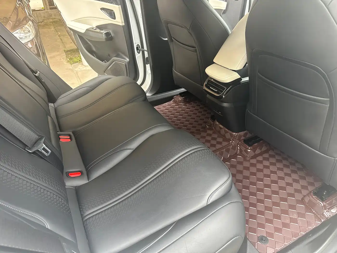 Geely Galaxy Galaxy L7 2023 1.5T 115km PLUS фото 6