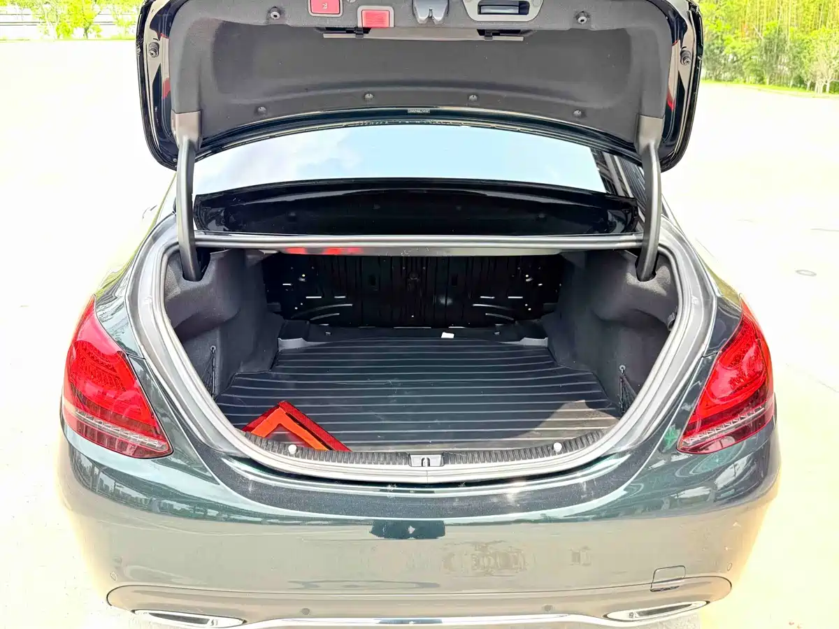 Mercedes-Benz C-Class 2020 Facelift C 260 L Sport фото 21