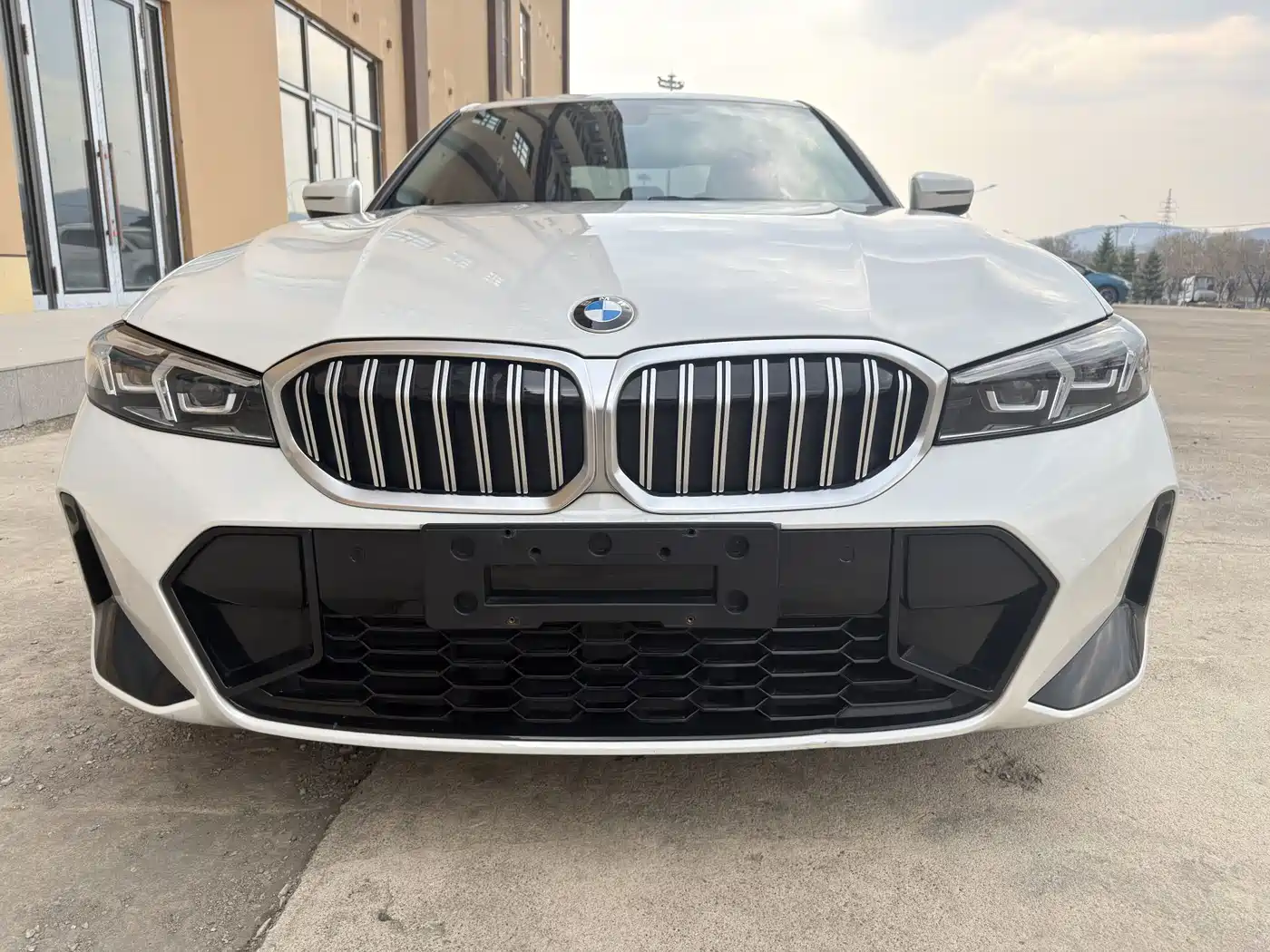 BMW 3-SERIES