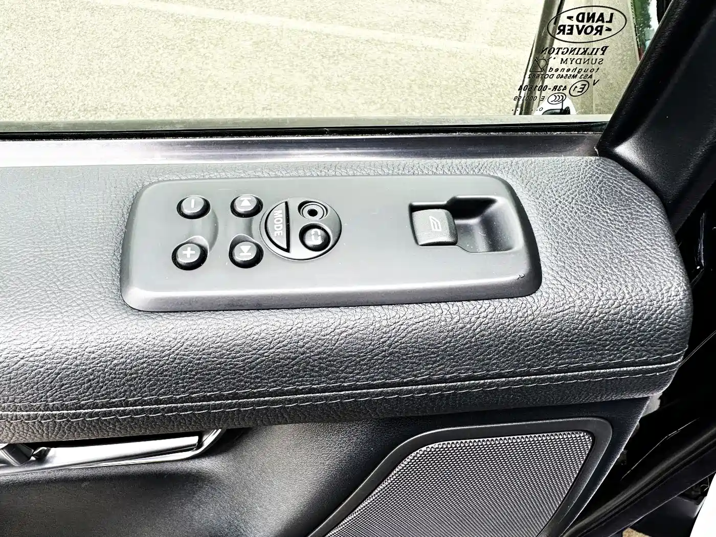 Land Rover Range Rover Sport 2010 5.0 SC V8 HSE фото 13