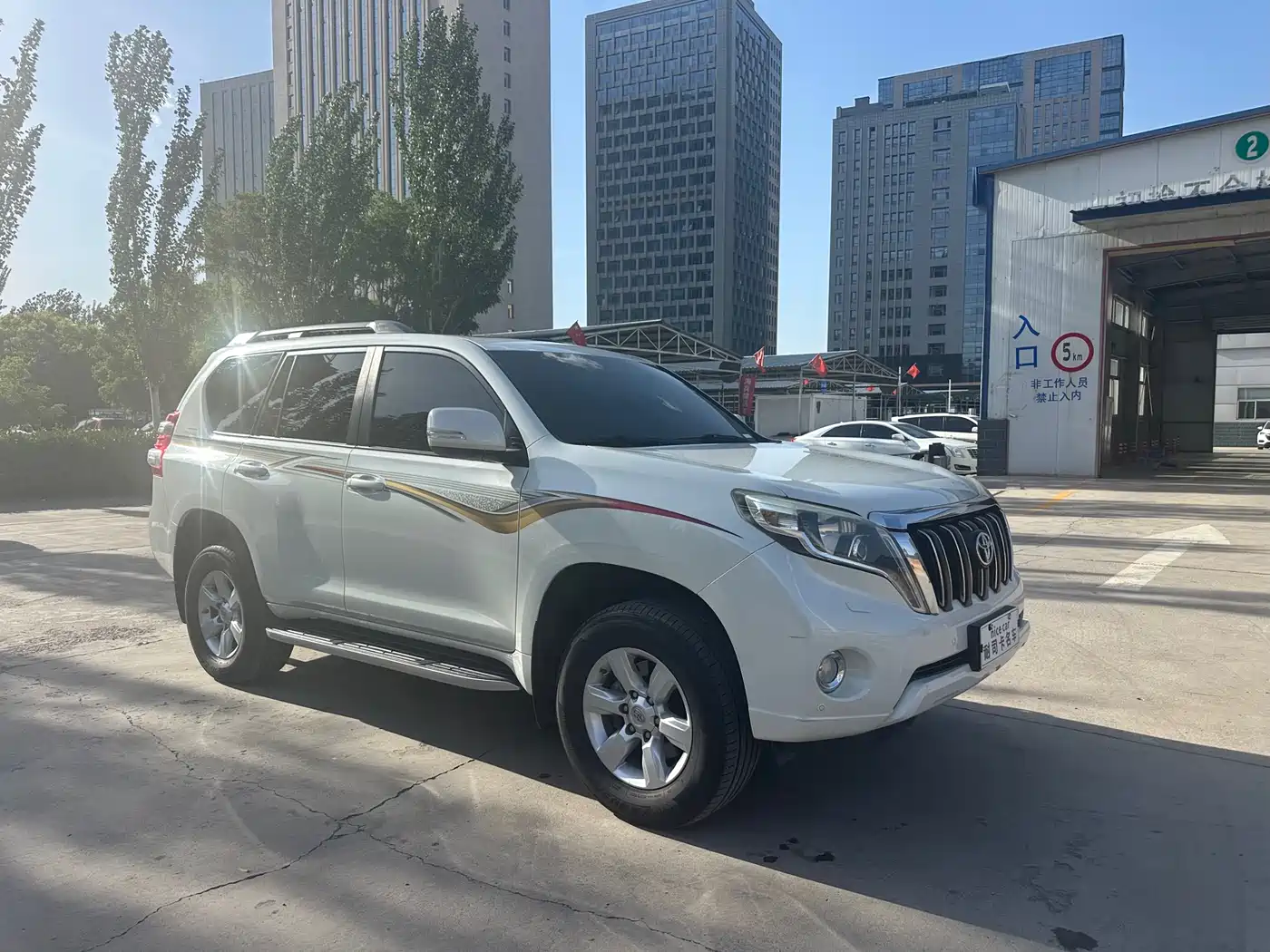 Toyota Prado 2016 3.5L Auto TX-L NAVI фото 3