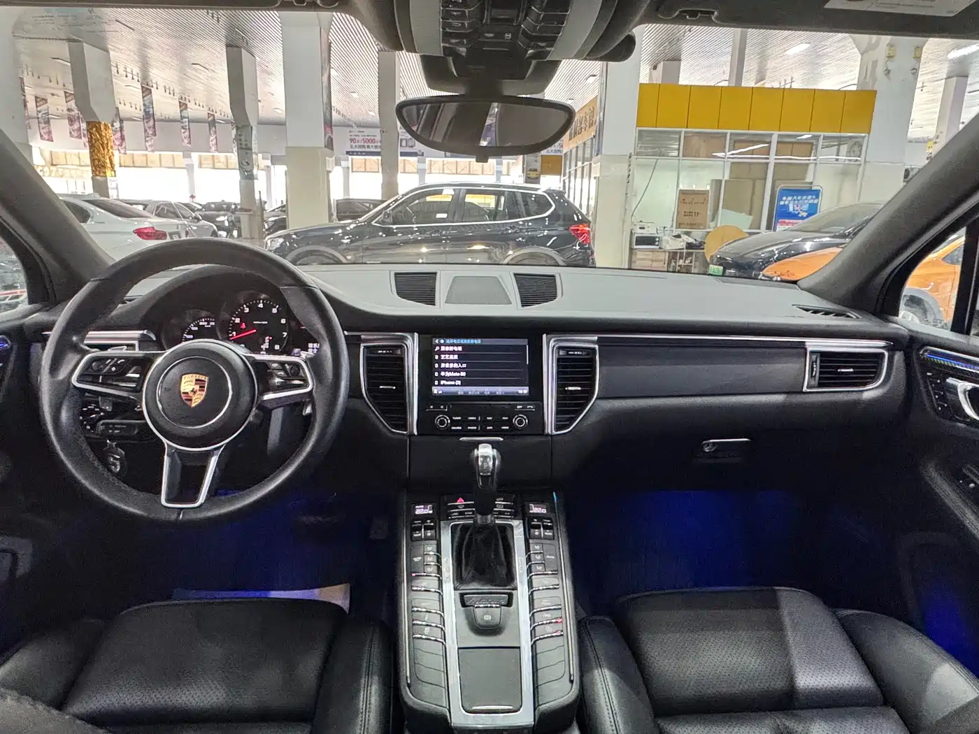 Porsche Macan 2017 Macan 2.0T фото 6