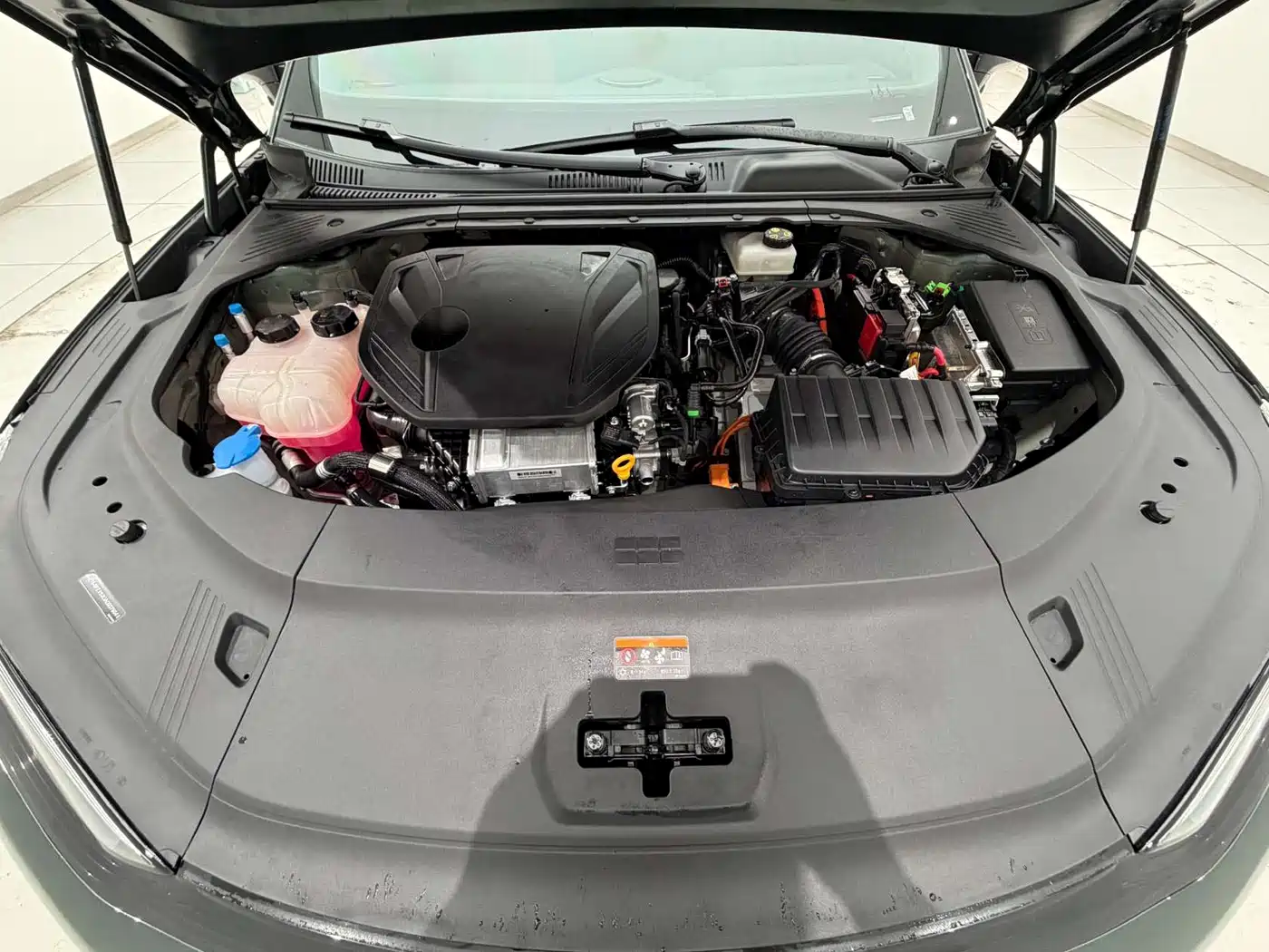 Geely Galaxy Galaxy Xingyao 8 2025 130km EM-P Starship Edition фото 18