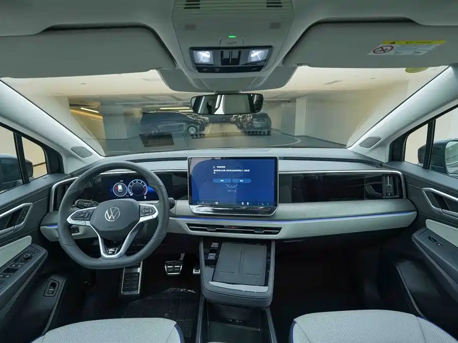 Volkswagen Talagon 2025 450TSI R-Line 6-Seater фото 17