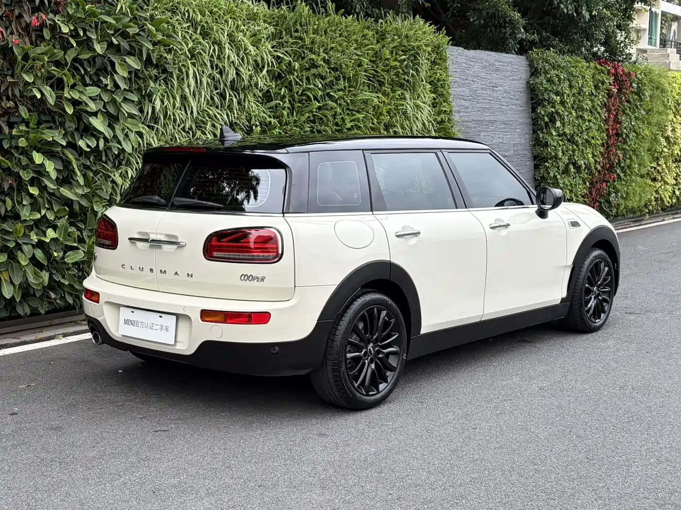 MINI CLUBMAN