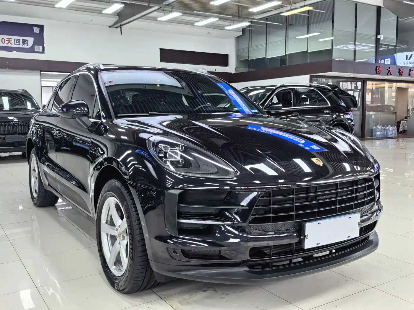 Porsche Macan 2018 Macan 2.0T фото 3