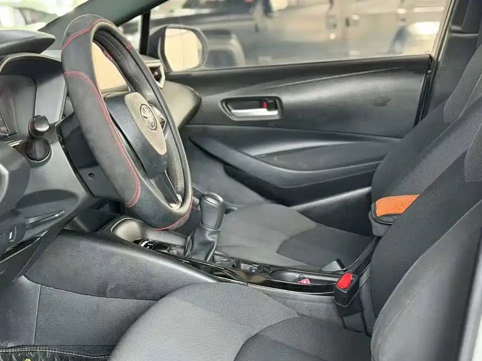 Toyota Levin 2021 185T CVT Luxury Edition фото 4