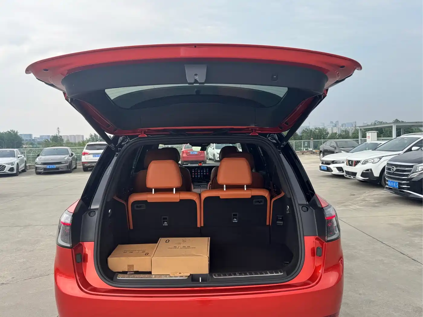 AITO Wenjie AITO M9 2024 Extended Range Ultra 42kWh 6-Seater фото 7